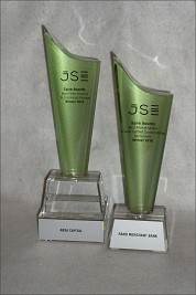 Scalloped Crystal Award for JSE Spire awards 2016