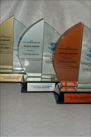 Glass Sail Shaped Awards for Toyota